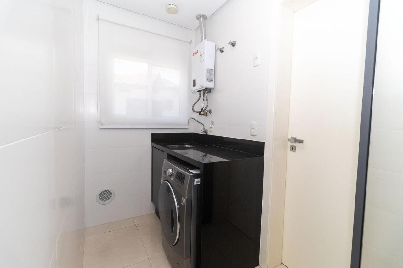 Varandas Do Atlantico 101A - Excelente Apartamento Em Condominio De Luxo A Beira Mar - Piscina Climatizada - Academia - Бомбиняс Екстериор снимка
